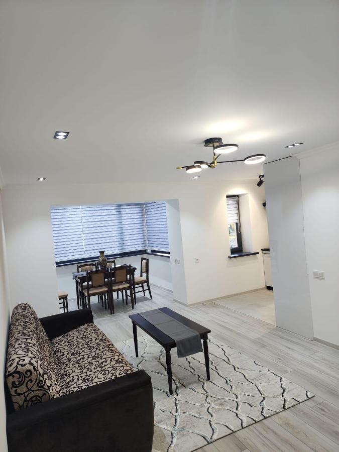 Apartament Samarkand Eksteriør billede